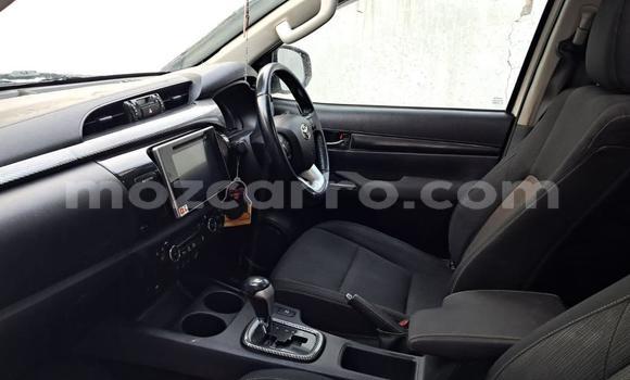 Comprar Usado Toyota Hilux Branco Carro em Maputo em Maputo Comprar Usado Toyota Hilux Branco Carro em Maputo em Maputo