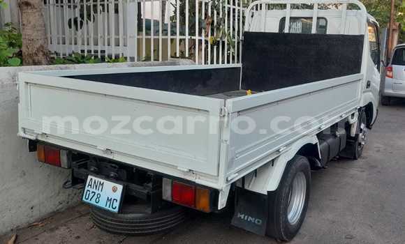 Comprar Novo Toyota Dyna Branco Caminhão em Maputo em Maputo Comprar Novo Toyota Dyna Branco Caminhão em Maputo em Maputo