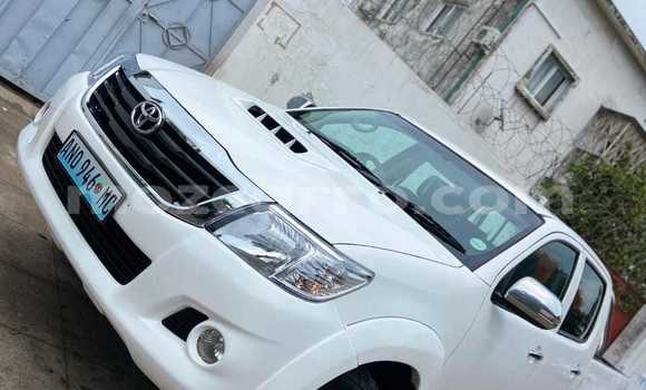 Buy Used Toyota Hilux White Car in Maputo in Maputo Buy Used Toyota Hilux White Car in Maputo in Maputo