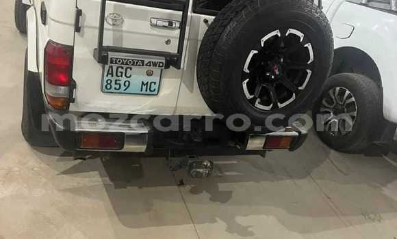 Comprar Usado Toyota Land Cruiser Branco Carro em Maputo em Maputo Comprar Usado Toyota Land Cruiser Branco Carro em Maputo em Maputo
