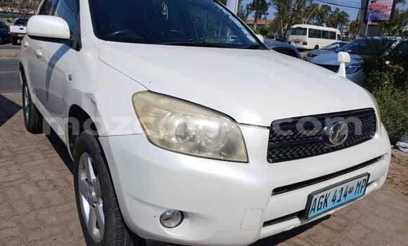Tenga Tsaru Toyota RAV4 Chena Mota in Maputo in Maputo Tenga Tsaru Toyota RAV4 Chena Mota in Maputo in Maputo