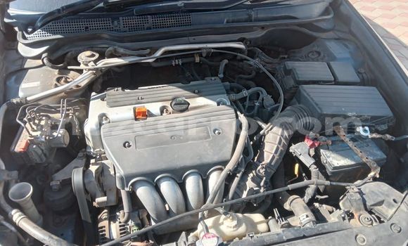 Comprar Usado Honda Accord Prata Carro em Maputo em Maputo Comprar Usado Honda Accord Prata Carro em Maputo em Maputo