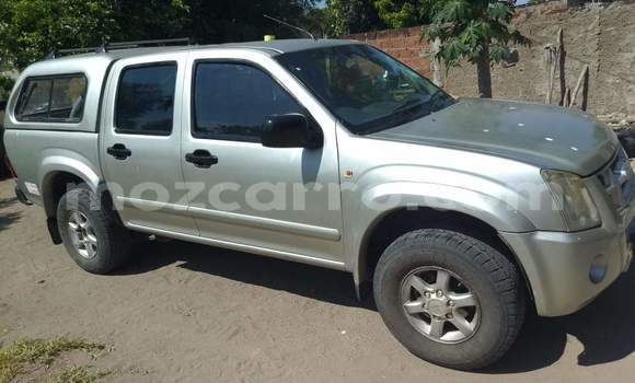 Comprar Usado Isuzu KB De outros Carro em Maputo em Maputo Comprar Usado Isuzu KB De outros Carro em Maputo em Maputo