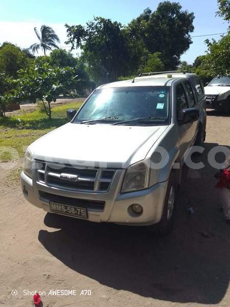 Big with watermark isuzu kb maputo maputo 30905