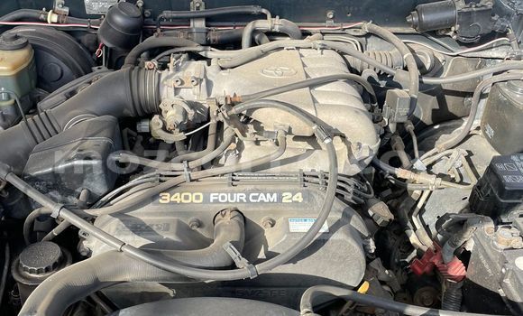 Buy Used Toyota Land Cruiser Prado Green Car in Maputo in Maputo Buy Used Toyota Land Cruiser Prado Green Car in Maputo in Maputo