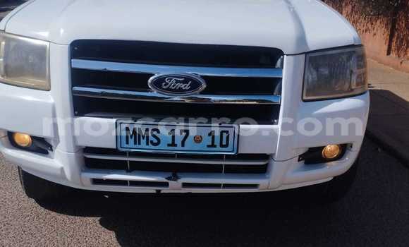 Nunua Ilio tumika Ford Ranger Nyeupe Gari ndani ya Maputo nchini Maputo Nunua Ilio tumika Ford Ranger Nyeupe Gari ndani ya Maputo nchini Maputo