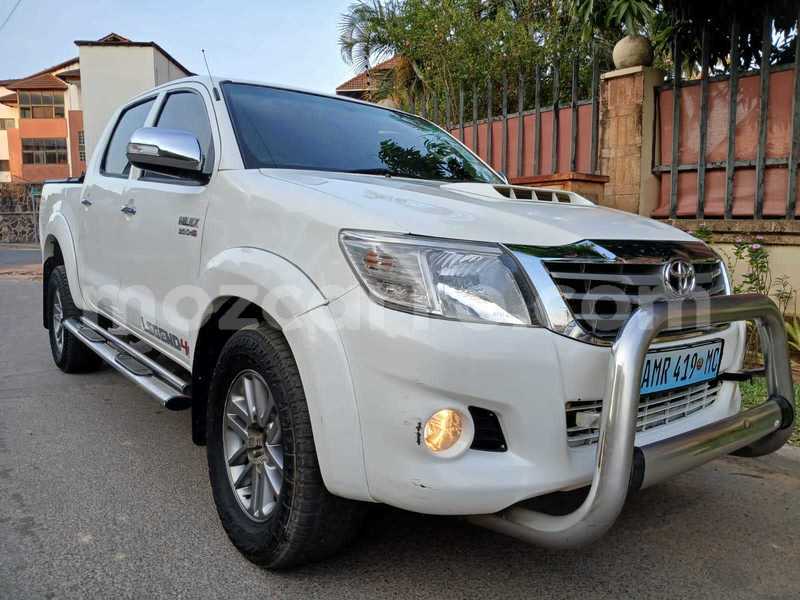 Big with watermark toyota hilux maputo maputo 30929