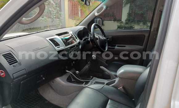 Tenga Tsaru Isuzu KB Zvimwe Mota in Maputo in Maputo Tenga Tsaru Isuzu KB Zvimwe Mota in Maputo in Maputo