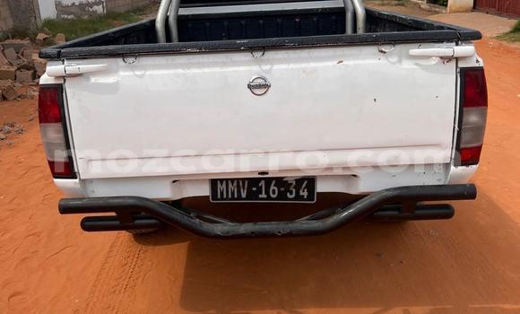 Buy Used Nissan Hardbody White Car in Maputo in Maputo Buy Used Nissan Hardbody White Car in Maputo in Maputo