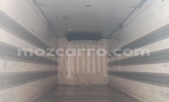 Comprar Usado Toyota 4Runner Branco Carro em Maputo em Maputo Comprar Usado Toyota 4Runner Branco Carro em Maputo em Maputo