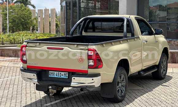 Comprar Novo Toyota Hilux Bege Carro em Maputo em Maputo Comprar Novo Toyota Hilux Bege Carro em Maputo em Maputo