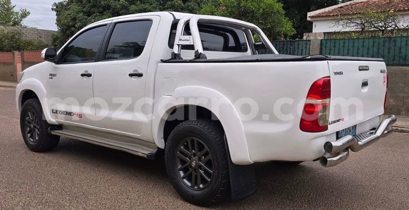 Big with watermark toyota hilux maputo maputo 30944