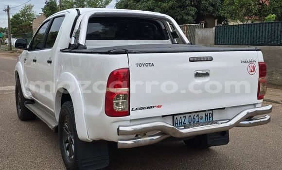 Tenga Tsaru Toyota Hilux Chena Mota in Maputo in Maputo Tenga Tsaru Toyota Hilux Chena Mota in Maputo in Maputo