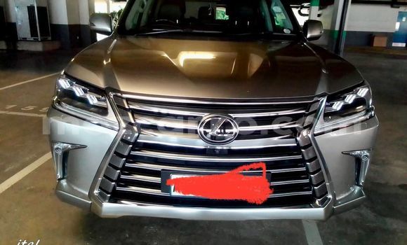 Comprar Usado Lexus LX 570 De outros Carro em Maputo em Maputo