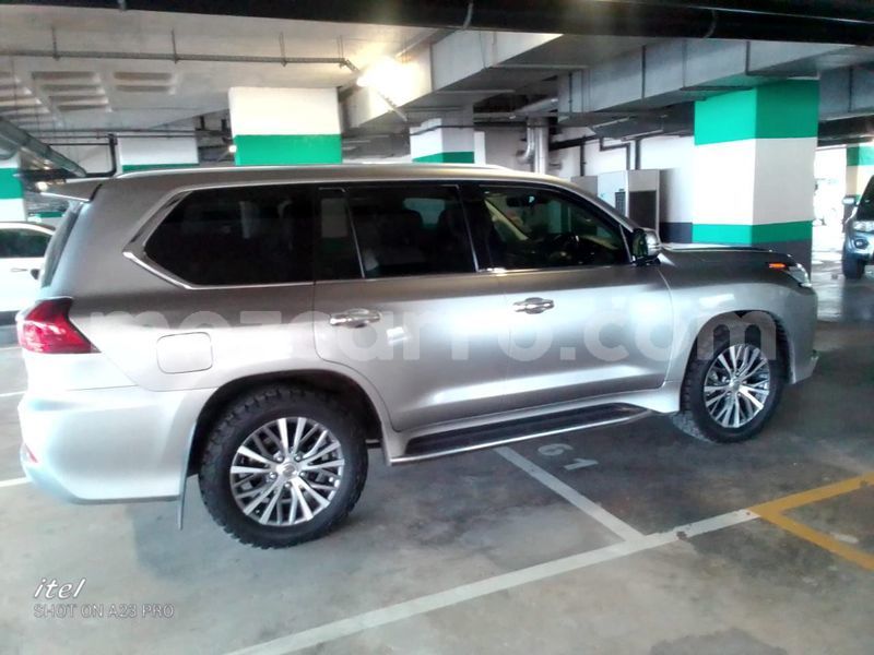 Big with watermark lexus lx 570 maputo maputo 30946