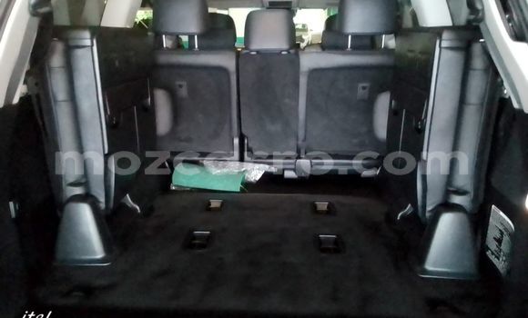 Tenga Tsaru Lexus LX 570 Zvimwe Mota in Maputo in Maputo Tenga Tsaru Lexus LX 570 Zvimwe Mota in Maputo in Maputo