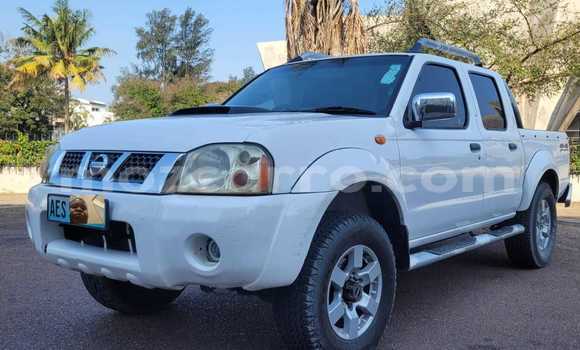 Comprar Usado Nissan Hardbody De outros Carro em Maputo em Maputo Comprar Usado Nissan Hardbody De outros Carro em Maputo em Maputo