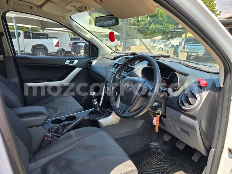 Big with watermark mazda bt 50 maputo maputo 30975