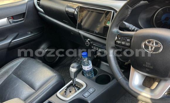 Buy Used Toyota Hilux White Car in Maputo in Maputo Buy Used Toyota Hilux White Car in Maputo in Maputo