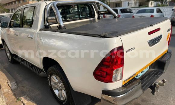 Buy Used Toyota Hilux White Car in Maputo in Maputo Buy Used Toyota Hilux White Car in Maputo in Maputo