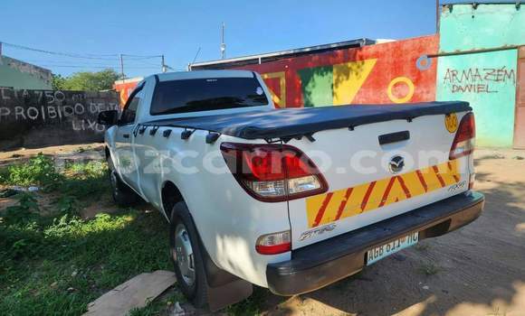Tenga Tsaru Mazda BT-50 Chena Mota in Maputo in Maputo Tenga Tsaru Mazda BT-50 Chena Mota in Maputo in Maputo