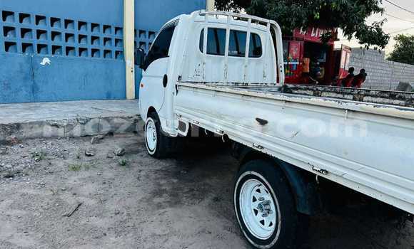 Tenga Tsaru Hyundai H1 Chena Mota in Maputo in Maputo Tenga Tsaru Hyundai H1 Chena Mota in Maputo in Maputo