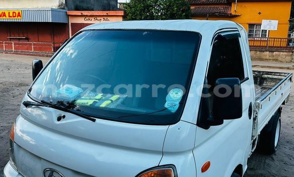 Tenga Tsaru Hyundai H1 Chena Mota in Maputo in Maputo Tenga Tsaru Hyundai H1 Chena Mota in Maputo in Maputo