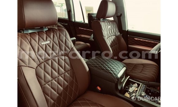 Nunua Imported Toyota Land Cruiser Nyeusi Gari ndani ya Import - Dubai nchini Cabo Delgado Nunua Imported Toyota Land Cruiser Nyeusi Gari ndani ya Import - Dubai nchini Cabo Delgado