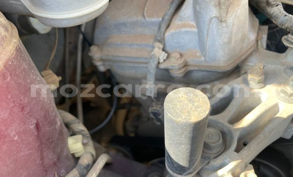 Nunua Ilio tumika Mazda Demio Nyekundu Gari ndani ya Maputo nchini Maputo Nunua Ilio tumika Mazda Demio Nyekundu Gari ndani ya Maputo nchini Maputo