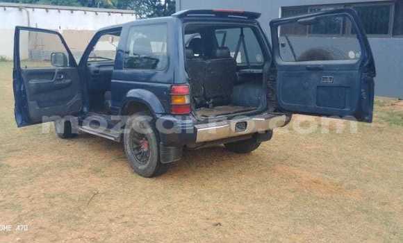 Nunua Ilio tumika Mitsubishi Pajero Bluu Gari ndani ya Maputo nchini Maputo Nunua Ilio tumika Mitsubishi Pajero Bluu Gari ndani ya Maputo nchini Maputo