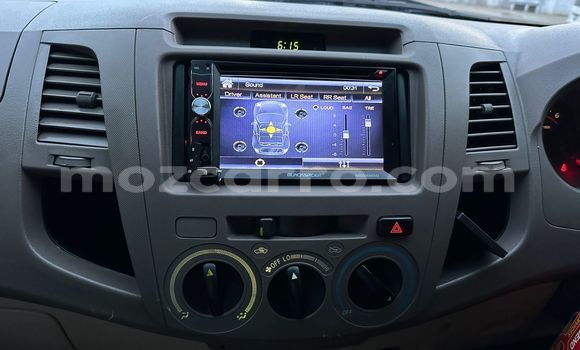 Comprar Novo Toyota Hilux Bege Carro em Maputo em Maputo Comprar Novo Toyota Hilux Bege Carro em Maputo em Maputo