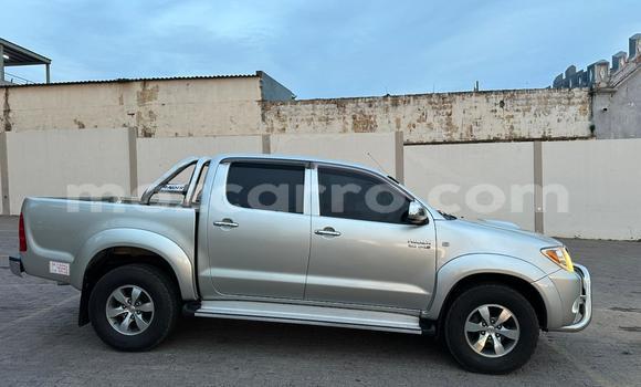 Buy Used Toyota Hilux Silver Car in Maputo in Maputo Buy Used Toyota Hilux Silver Car in Maputo in Maputo