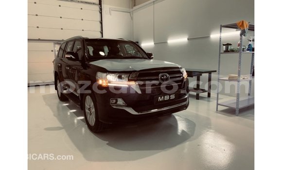 Nunua Imported Toyota Land Cruiser Nyeusi Gari ndani ya Import - Dubai nchini Cabo Delgado Nunua Imported Toyota Land Cruiser Nyeusi Gari ndani ya Import - Dubai nchini Cabo Delgado