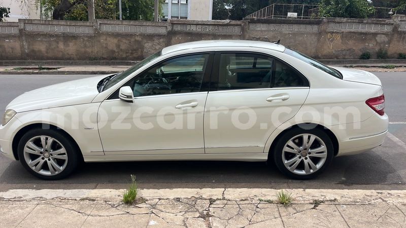 Big with watermark mercedes benz a200 maputo maputo 31023