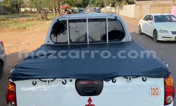 Nunua Ilio tumika Mitsubishi Triton Nyeupe Gari ndani ya Maputo nchini Maputo Nunua Ilio tumika Mitsubishi Triton Nyeupe Gari ndani ya Maputo nchini Maputo