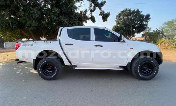 Nunua Ilio tumika Mitsubishi Triton Nyeupe Gari ndani ya Maputo nchini Maputo Nunua Ilio tumika Mitsubishi Triton Nyeupe Gari ndani ya Maputo nchini Maputo