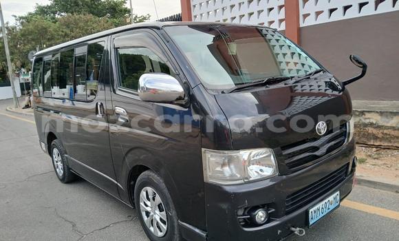 Comprar Usado Toyota Hiace Castanho Carro em Maputo em Maputo Comprar Usado Toyota Hiace Castanho Carro em Maputo em Maputo