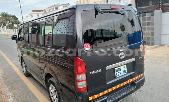 Comprar Usado Toyota Hiace Castanho Carro em Maputo em Maputo Comprar Usado Toyota Hiace Castanho Carro em Maputo em Maputo