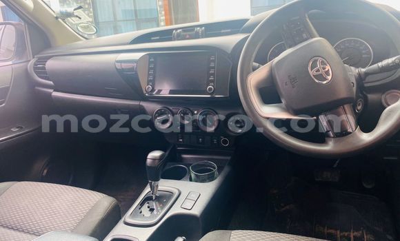 Comprar Usado Toyota Hiluxe Revo Branco Carro em Maputo em Maputo Comprar Usado Toyota Hiluxe Revo Branco Carro em Maputo em Maputo