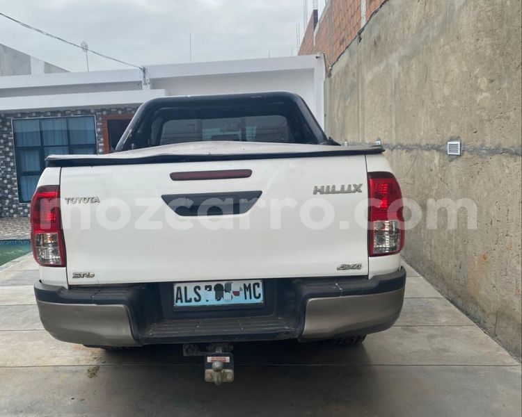 Big with watermark toyota hiluxe revo maputo maputo 31049