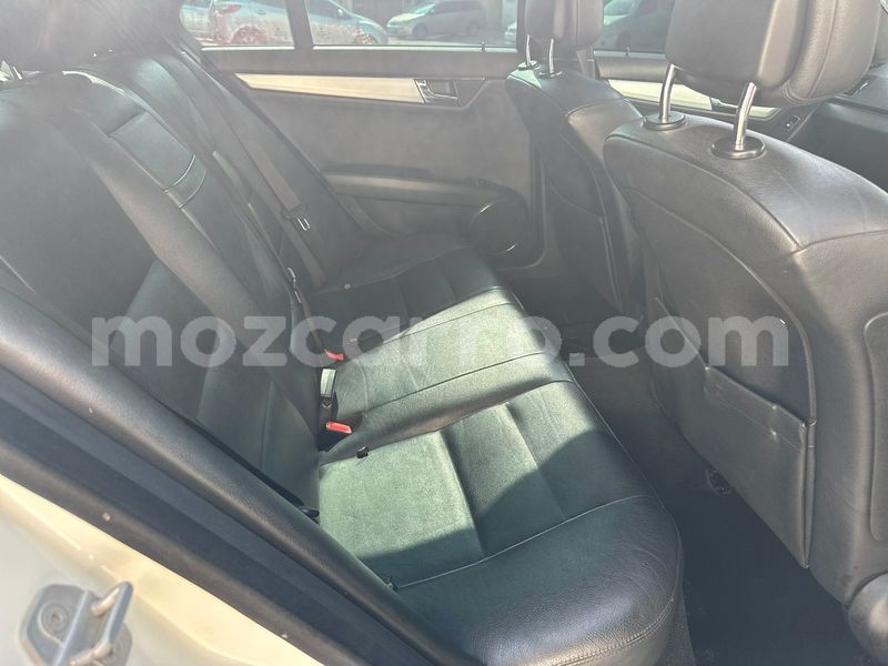 Big with watermark mercedes benz c classe maputo maputo 31050