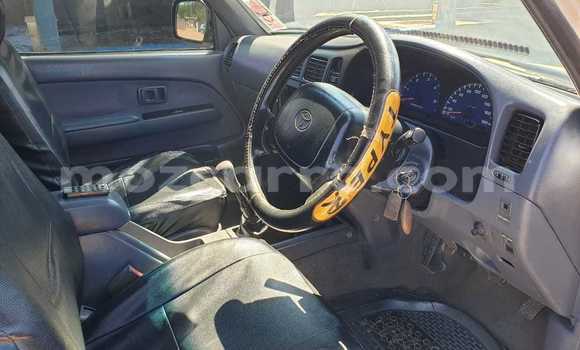 Comprar Usado Toyota Hilux Branco Carro em Maputo em Maputo Comprar Usado Toyota Hilux Branco Carro em Maputo em Maputo