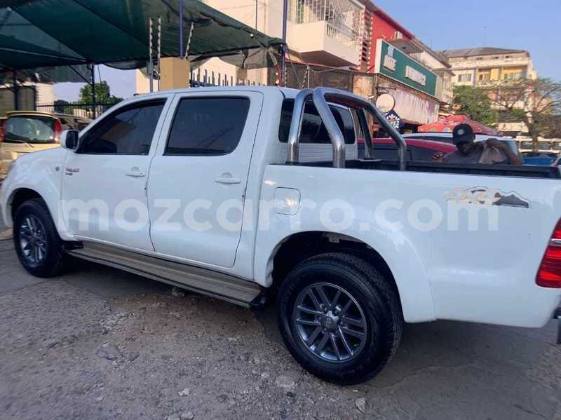 Big with watermark toyota hilux maputo maputo 31060