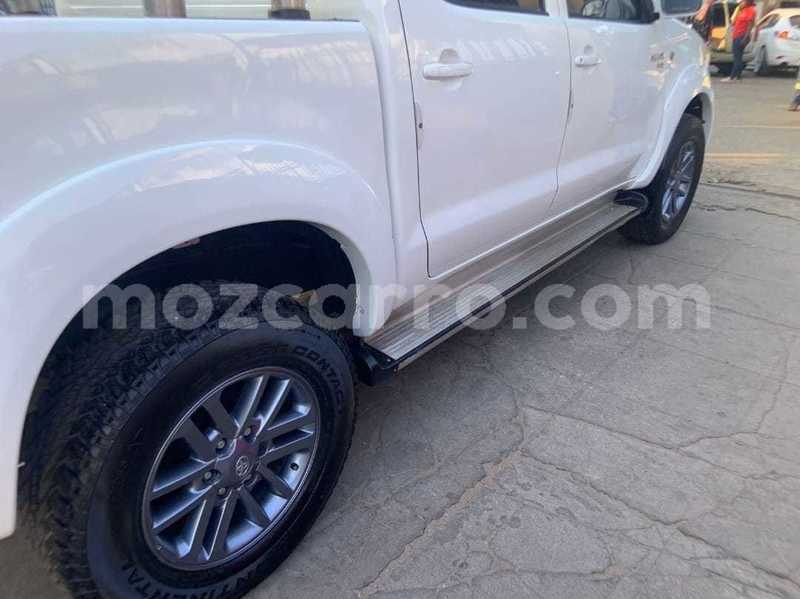 Big with watermark toyota hilux maputo maputo 31060