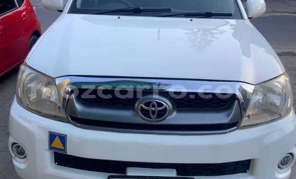 Tenga Tsaru Toyota Hilux Chena Mota in Maputo in Maputo Tenga Tsaru Toyota Hilux Chena Mota in Maputo in Maputo