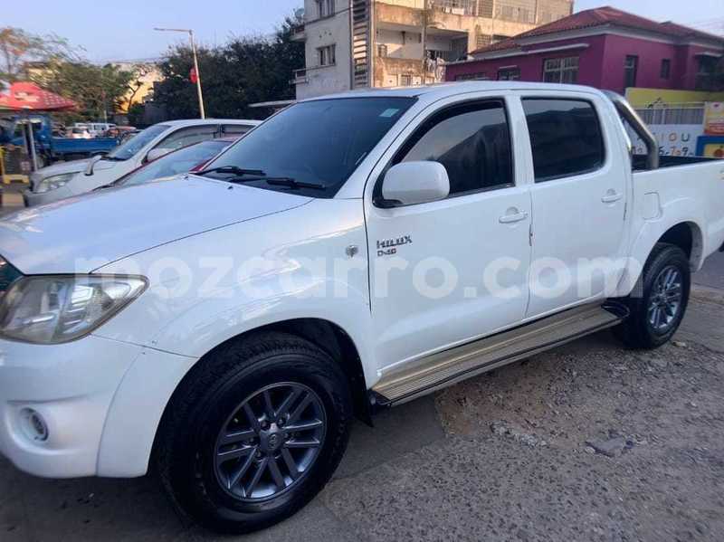 Big with watermark toyota hilux maputo maputo 31060