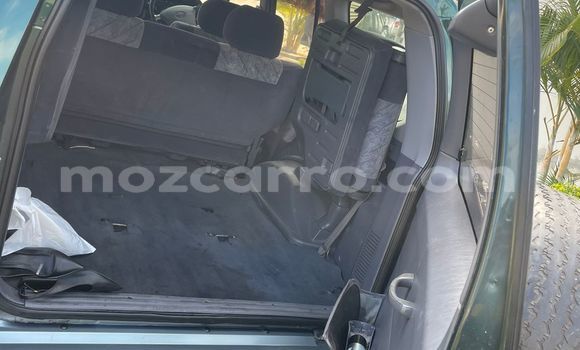 Nunua Ilio tumika Toyota Land Cruiser Prado Kijani Gari ndani ya Maputo nchini Maputo Nunua Ilio tumika Toyota Land Cruiser Prado Kijani Gari ndani ya Maputo nchini Maputo