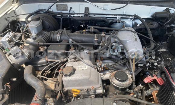 Comprar Usado Toyota Hilux Surf Branco Carro em Maputo em Maputo Comprar Usado Toyota Hilux Surf Branco Carro em Maputo em Maputo