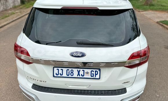 Comprar Usado Ford Everest Branco Carro em Maputo em Maputo Comprar Usado Ford Everest Branco Carro em Maputo em Maputo