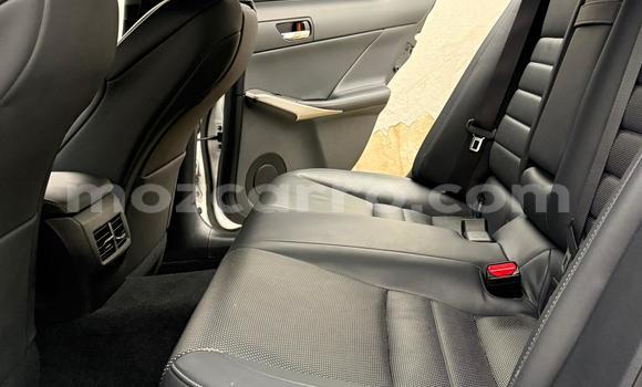 Comprar Novo Toyota 4Runner Branco Carro em Maputo em Maputo Comprar Novo Toyota 4Runner Branco Carro em Maputo em Maputo